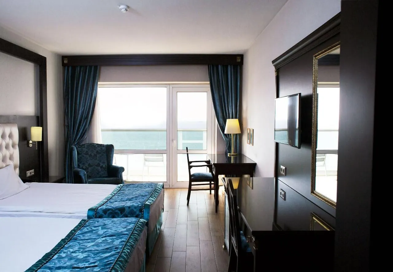 Ege Palas İzmir Hotel
